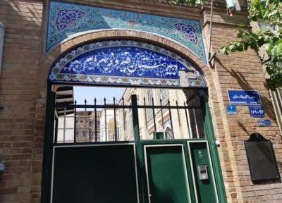 ستون های دبیرستان فیروزبهرام جا به جا شد!
