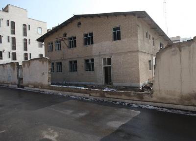 ساختمان پردردسر برق برای ساکنان منطقه18