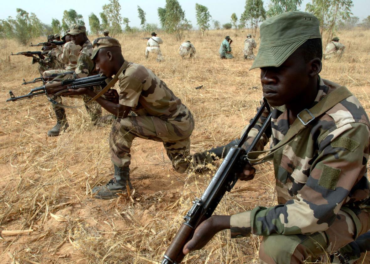 خبرنگاران 120 تررویست در عملیات مشترک نیروهای نیجر و فرانسه کشته شدند